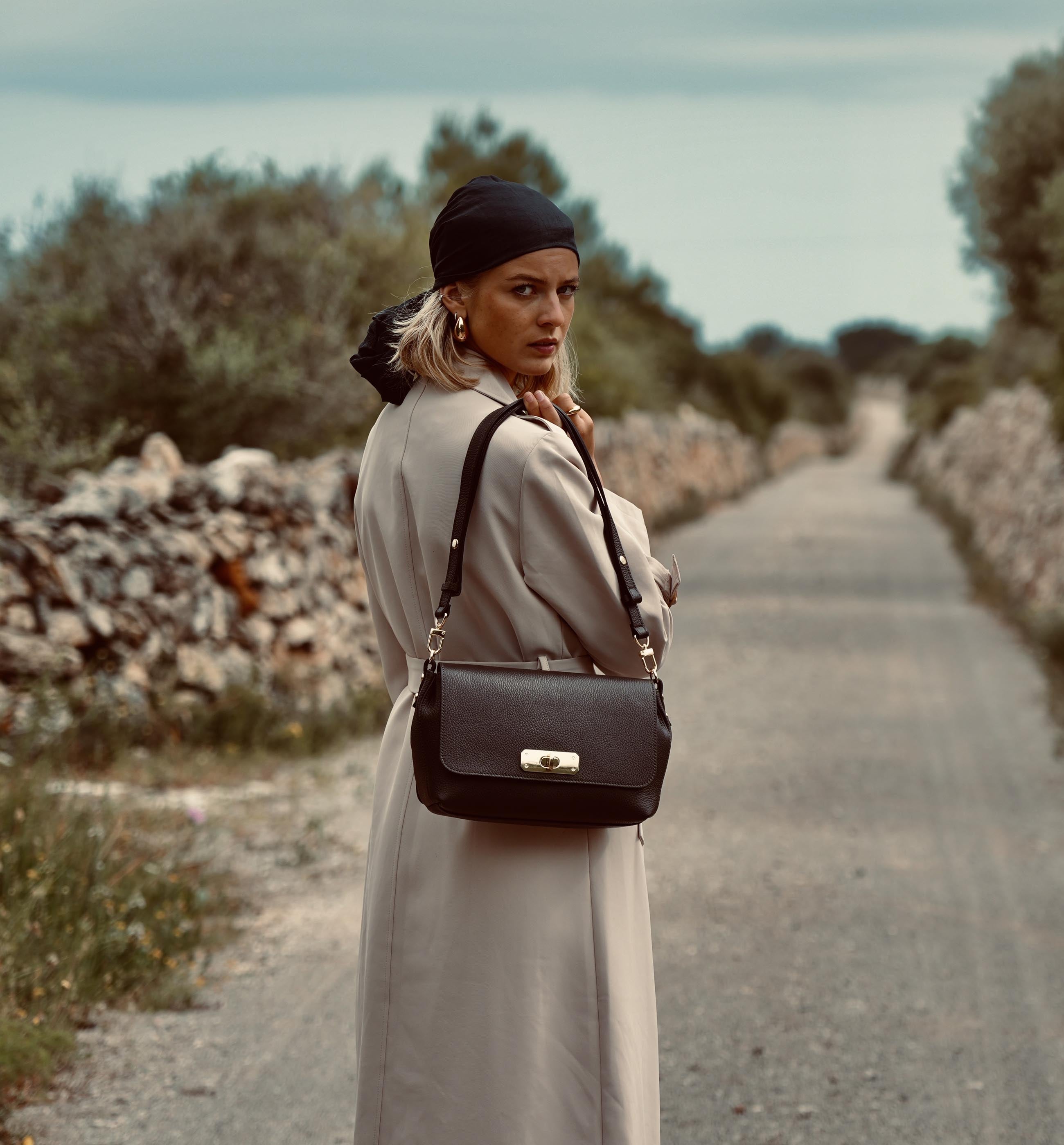 The Maisie Maxi Chocolate Leather Bag