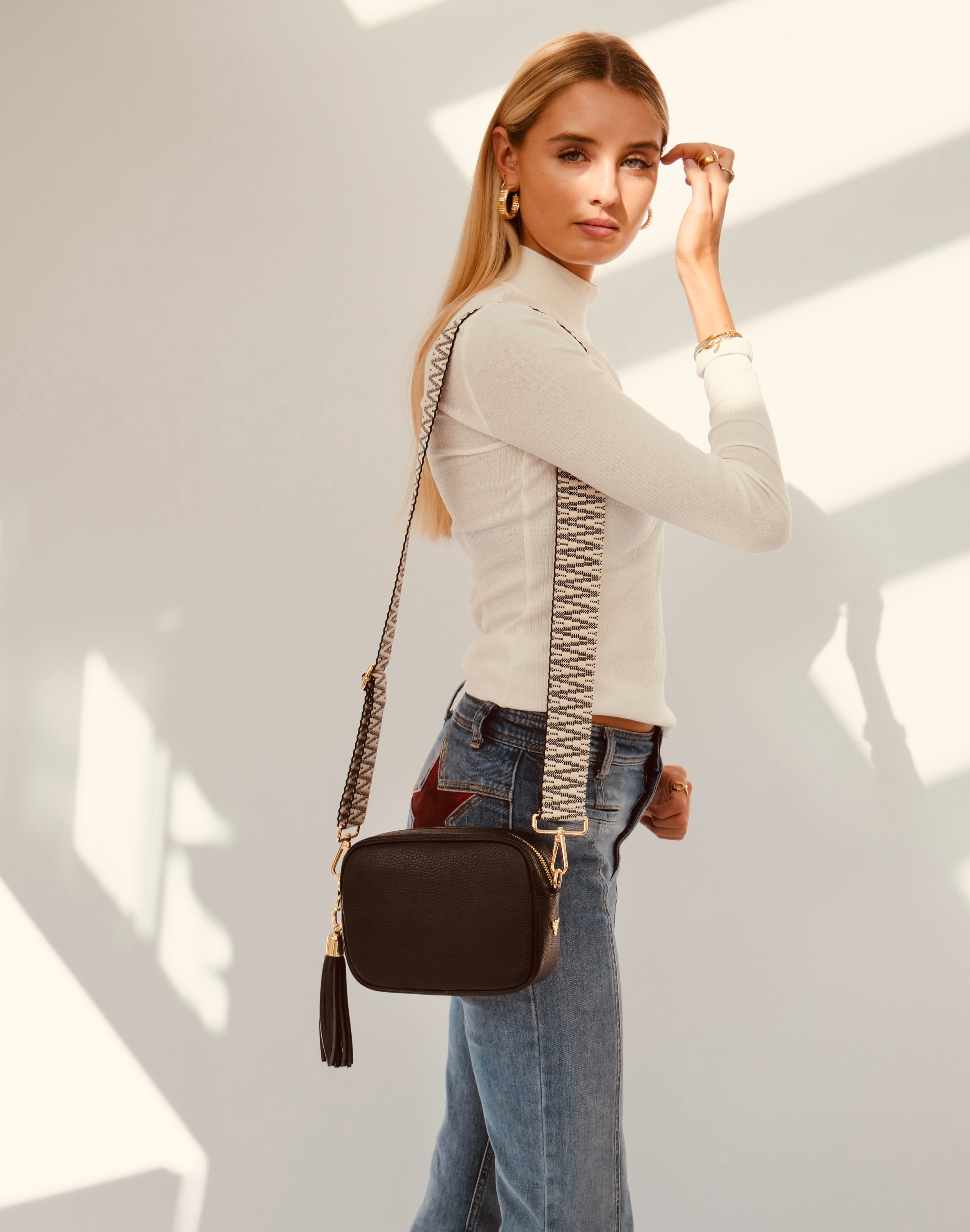 The Tassel Stone Leather Crossbody Bag With Midnight Zigzag Strap