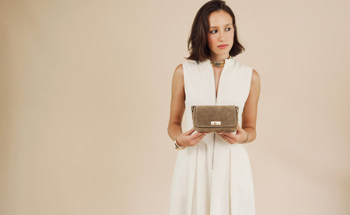What Bag to Take to an Autumn Wedding