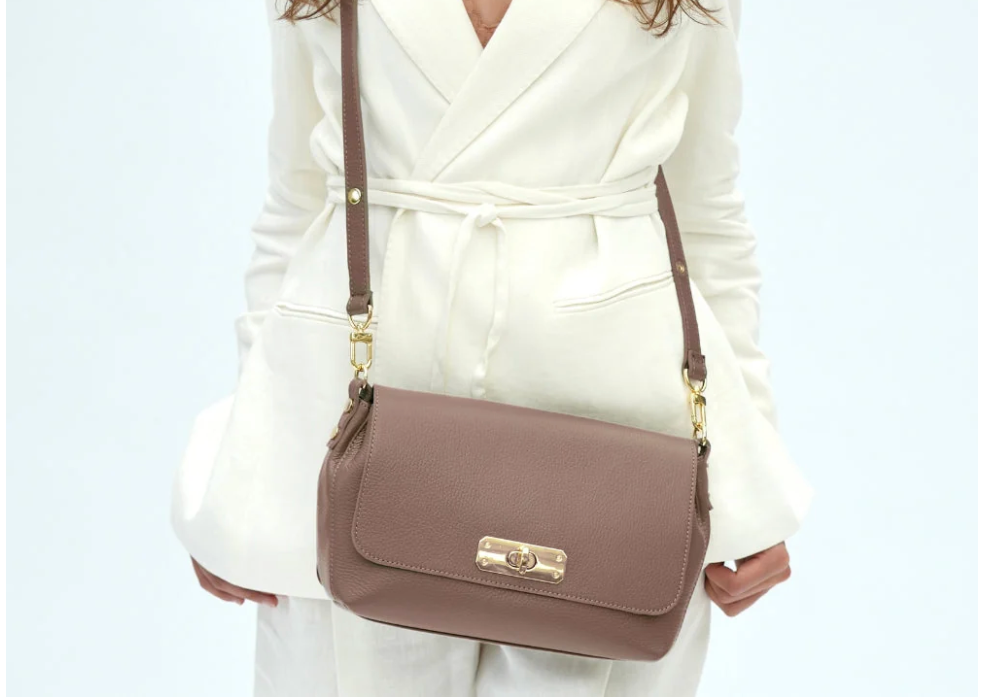 The Best Bag for Your Capsule Wardrobe