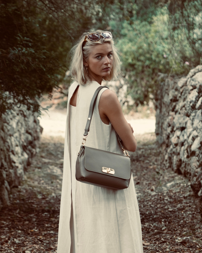 What Size Handbag Do You Actually Need?