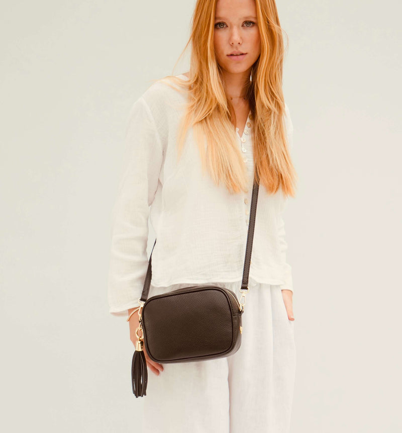 Black Leather Crossbody Bag With Port & Olive Diamond Strap