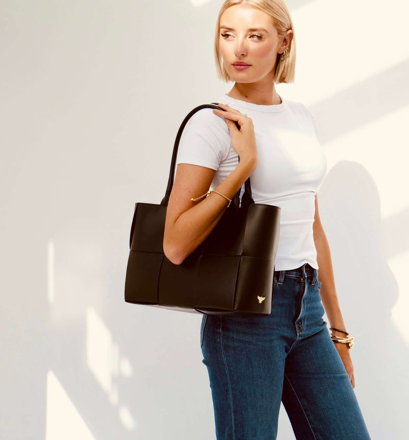The Tori Black Leather Tote - Apatchy London