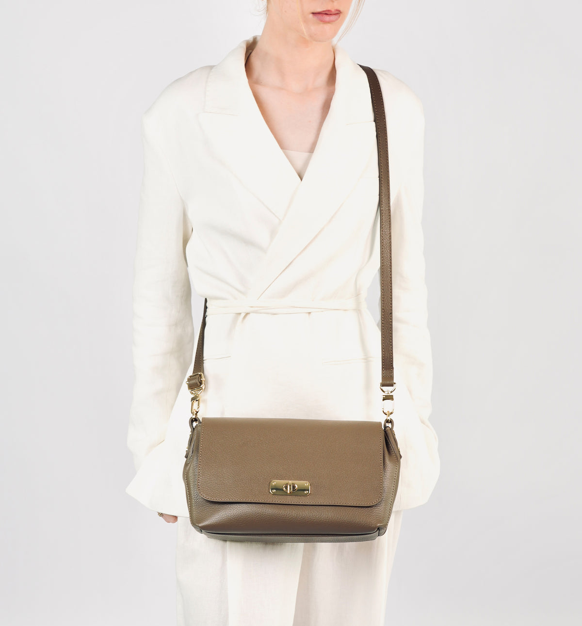 The Maisie Maxi Leather Bag