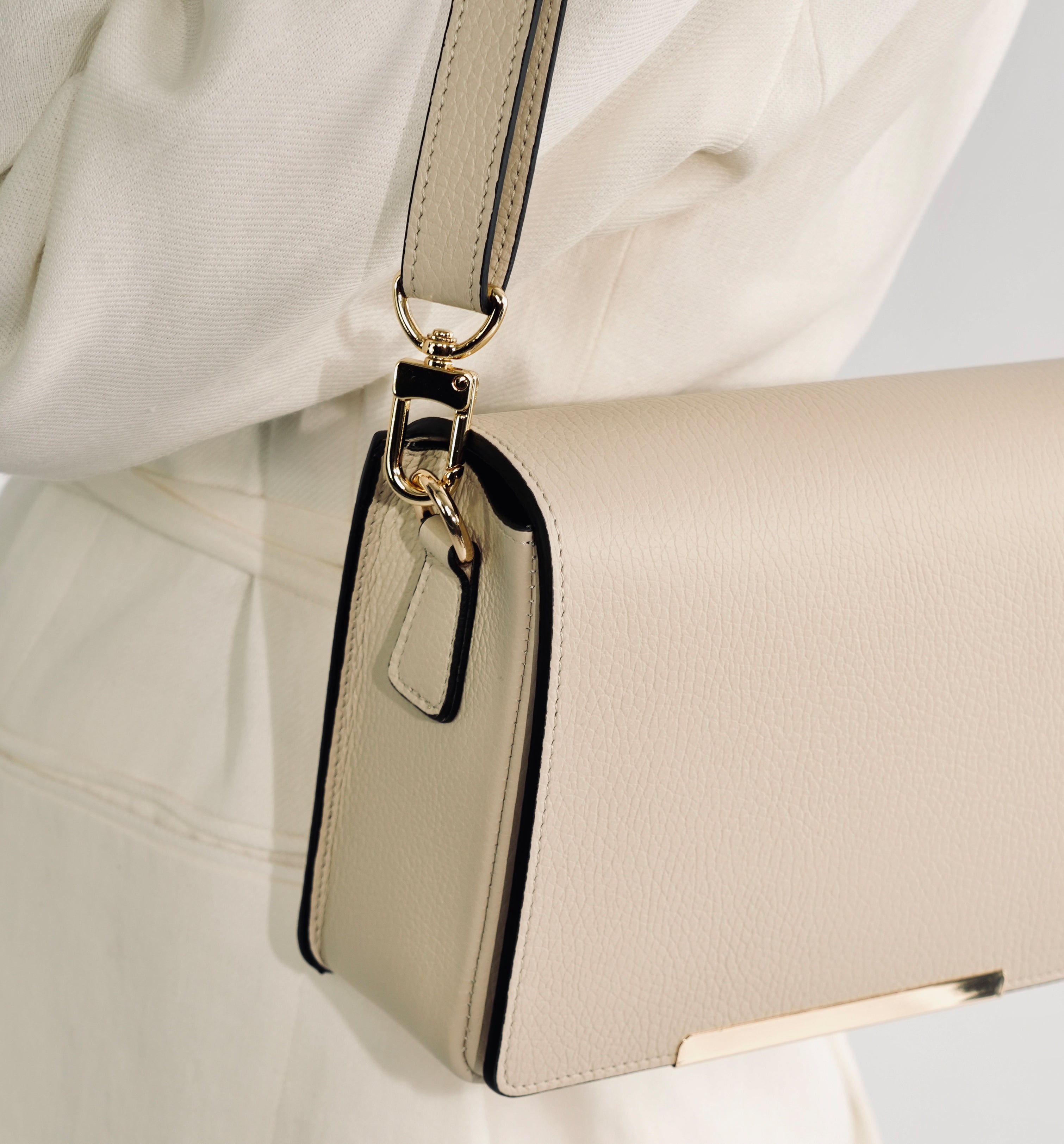 The Newbury Leather Bag