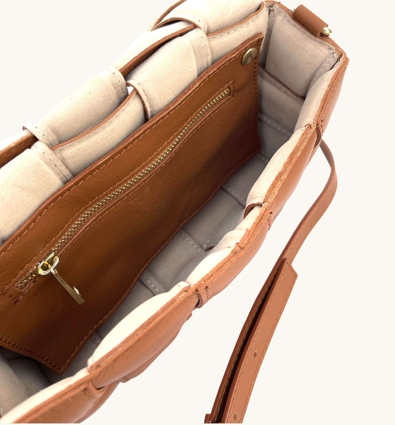 Estalon Tan Brown Distressed Leather Crossbody Bag Purse Outside Pockets |  eBay