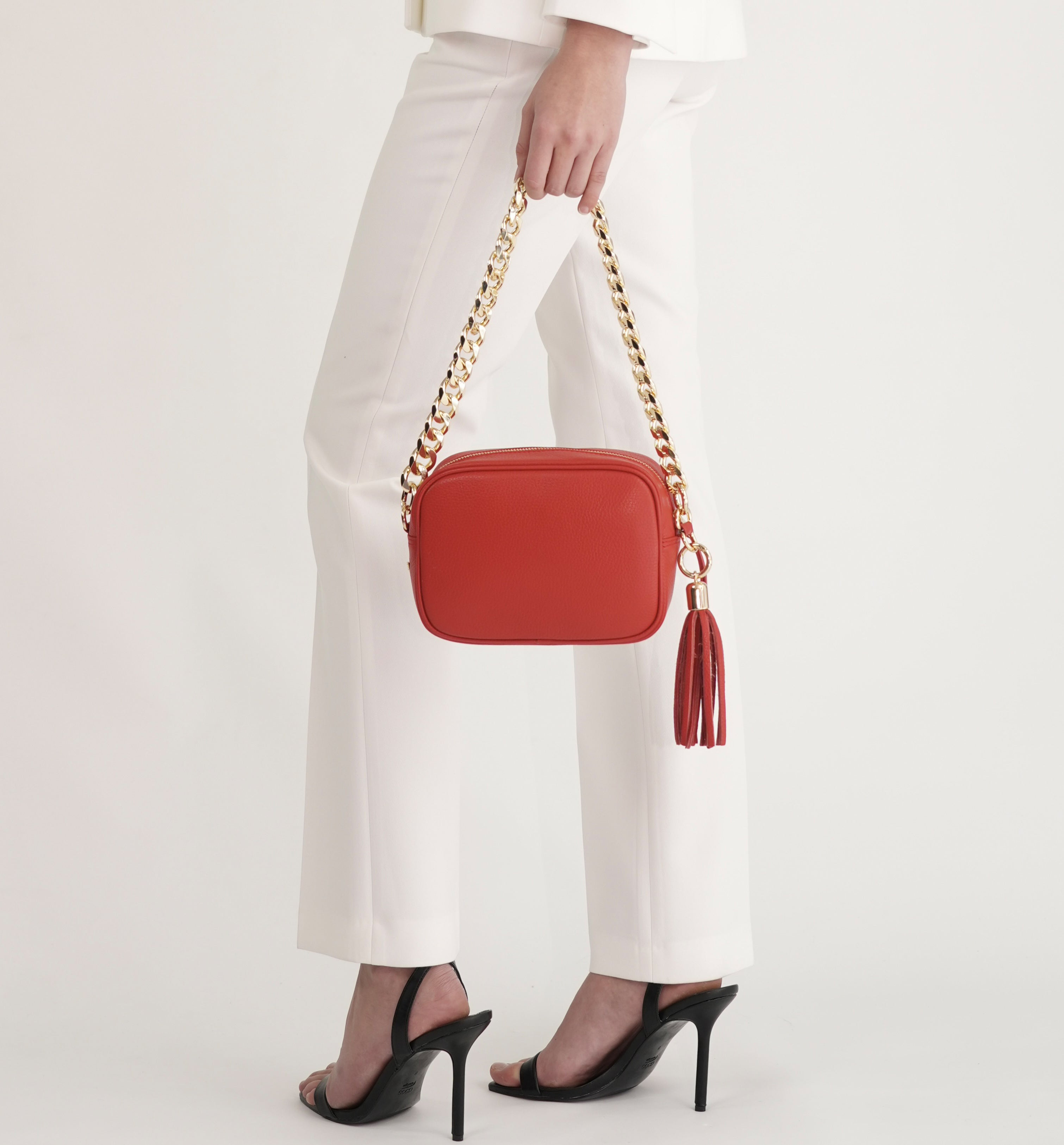 The Tassel Leather Crossbody Bag With Gold Chain Strap