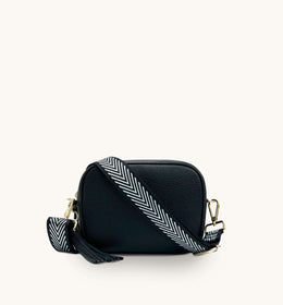 Apatchy Black leather crossbody bag with black and silver chevron strap
